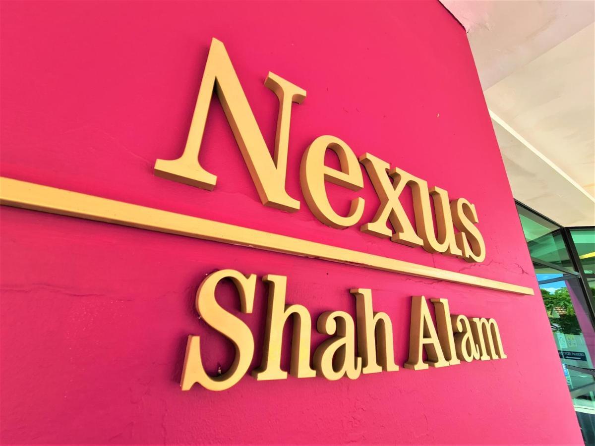 Nexus Regency Suites & Hotel Subang Jaya Esterno foto