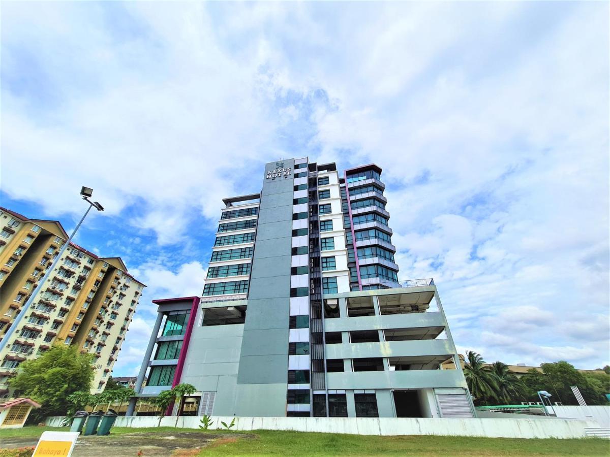 Nexus Regency Suites & Hotel Subang Jaya Esterno foto