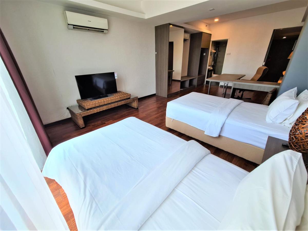 Nexus Regency Suites & Hotel Subang Jaya Esterno foto