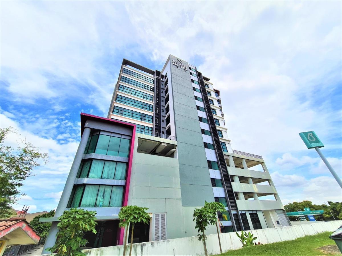 Nexus Regency Suites & Hotel Subang Jaya Esterno foto